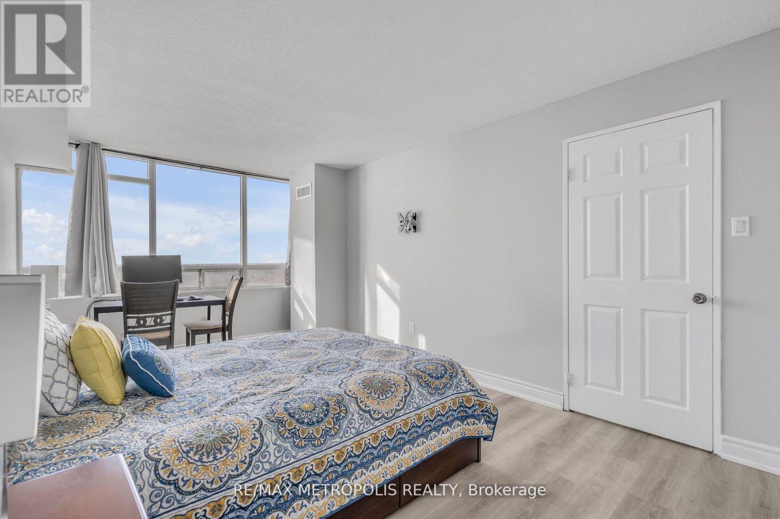 1601 - 3050 Ellesmere Road, Toronto, Ontario  M1E 5E6 - Photo 17 - E13027906