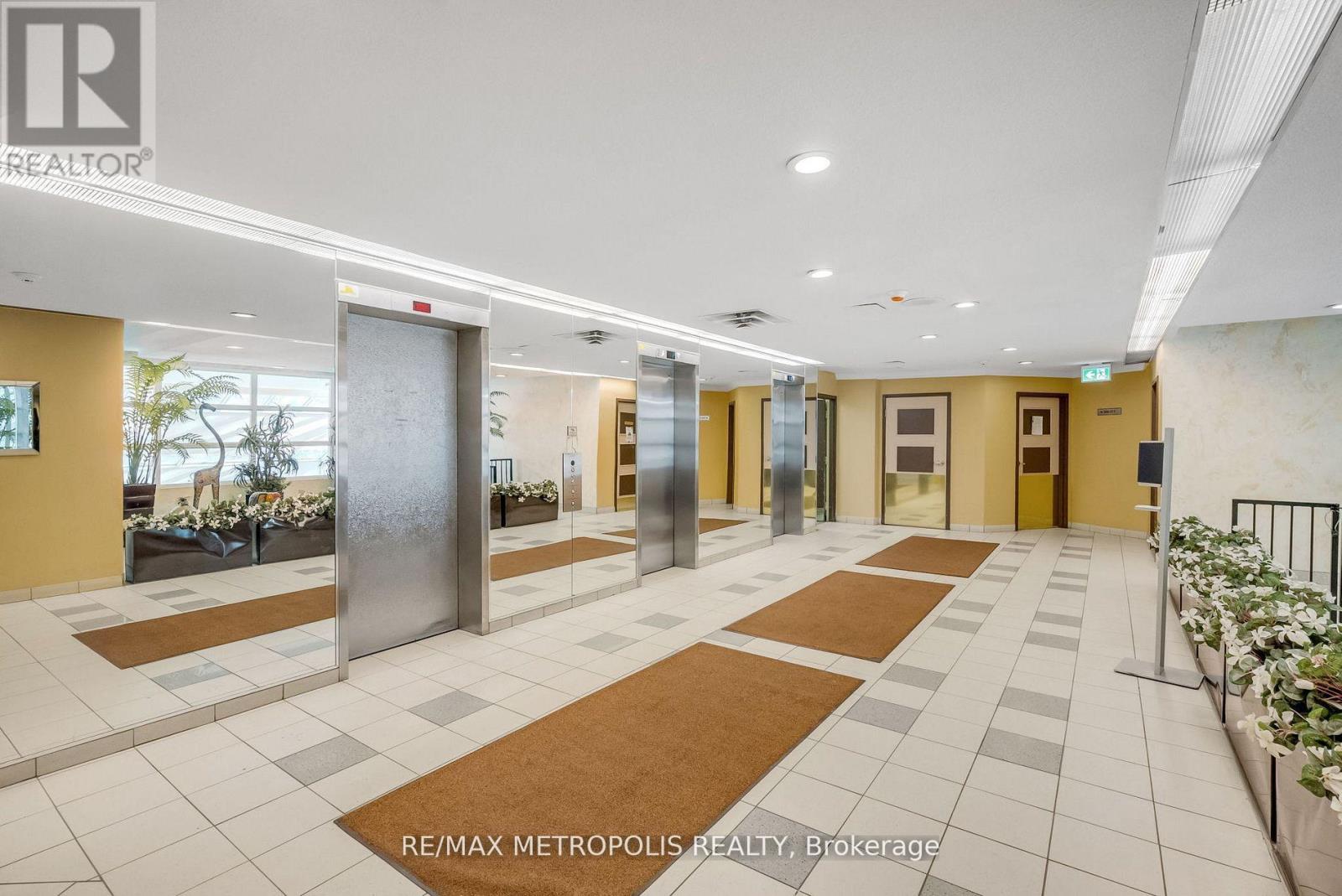 1601 - 3050 Ellesmere Road, Toronto, Ontario  M1E 5E6 - Photo 4 - E13027906