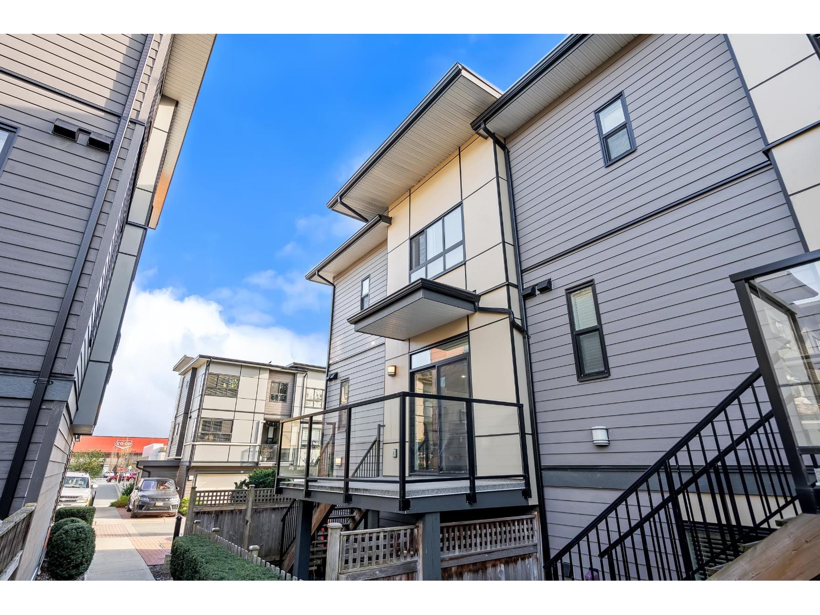 23 1938 Parallel Road, Abbotsford, British Columbia  V3G 2C6 - Photo 37 - R3113278