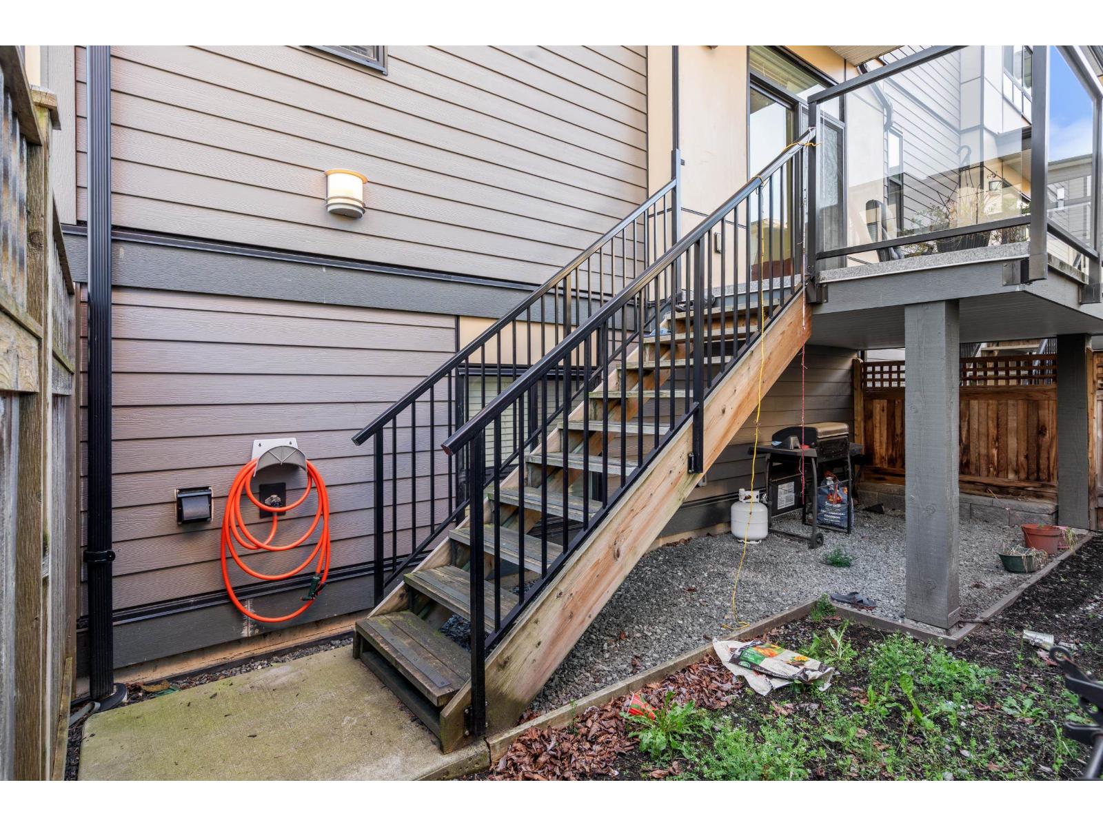 23 1938 Parallel Road, Abbotsford, British Columbia  V3G 2C6 - Photo 32 - R3113278