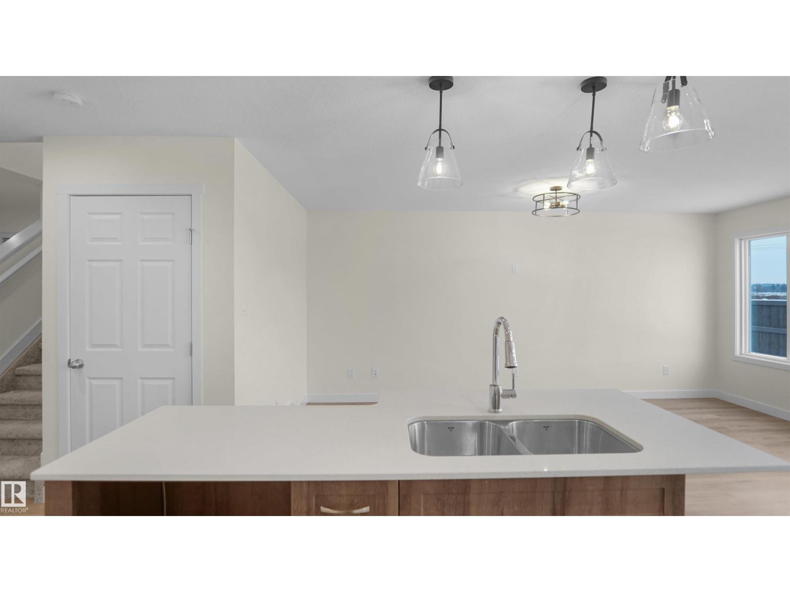 8901 Carson Wy Sw, Edmonton, Alberta  T6W 5H8 - Photo 11 - E4483442