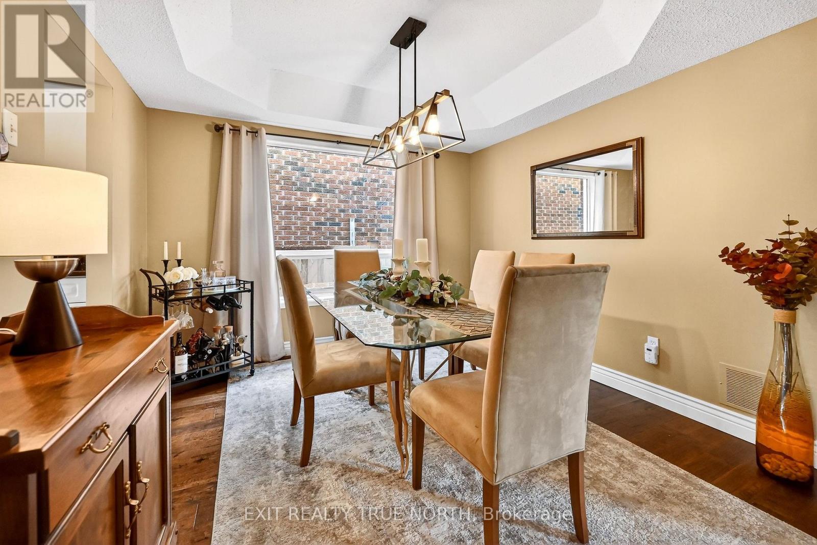 17 Chester Crescent, Halton Hills, Ontario  L7G 5W5 - Photo 8 - W13027818