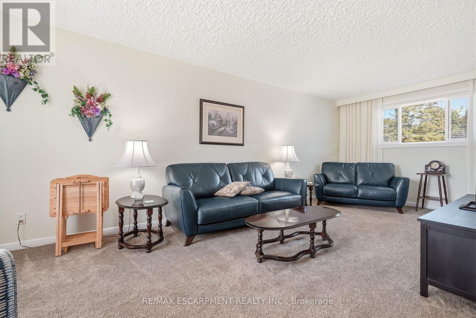 491 Warminster Drive, Oakville, Ontario  L6L 4N4 - Photo 5 - W13027872