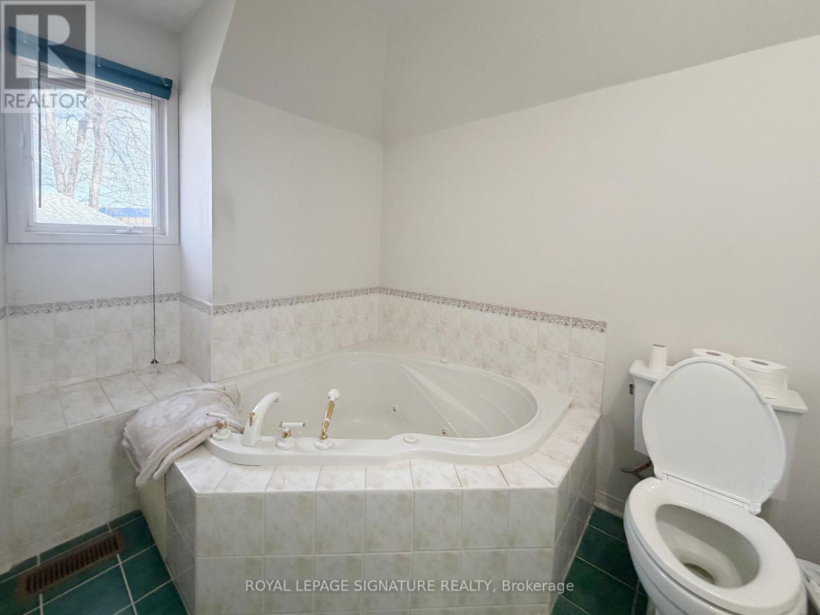 44 Park Street W, Mississauga, Ontario  L5H 1G7 - Photo 17 - W13027878