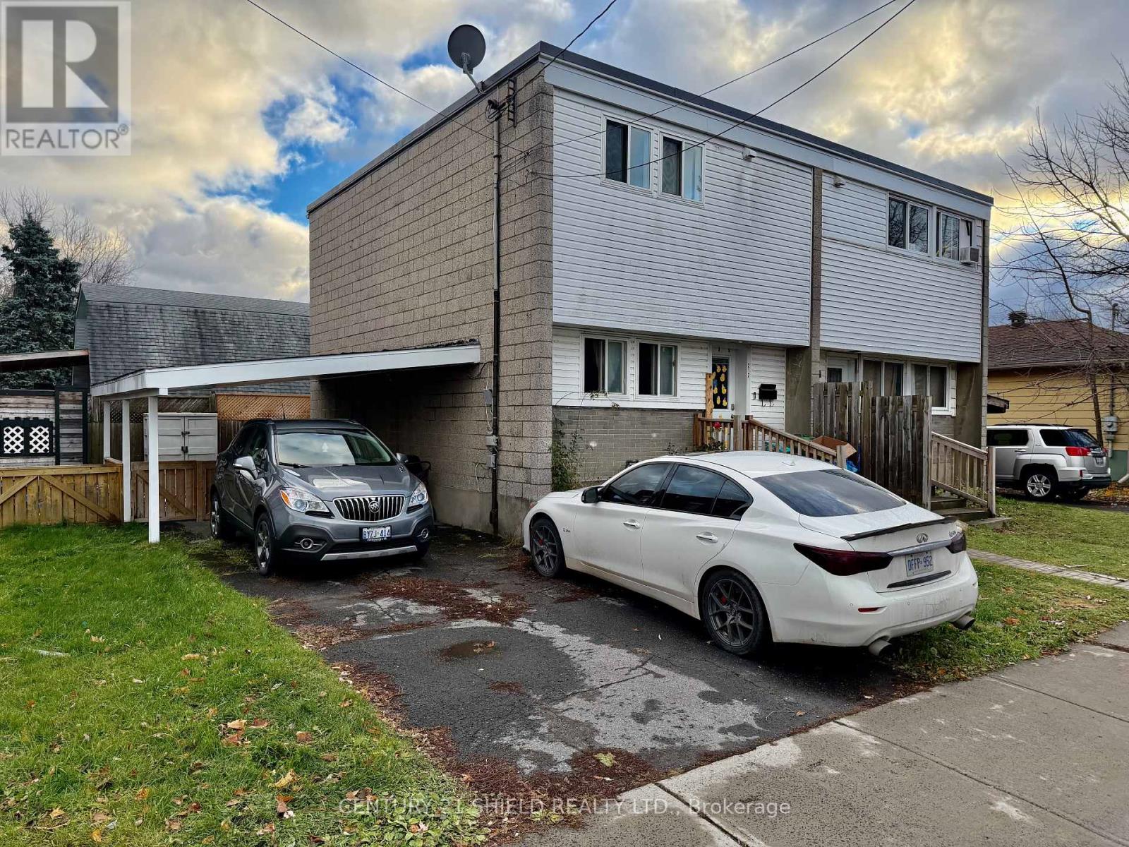 210-212 Third Street E, Cornwall, Ontario  K6H 2E2 - Photo 2 - X12545530