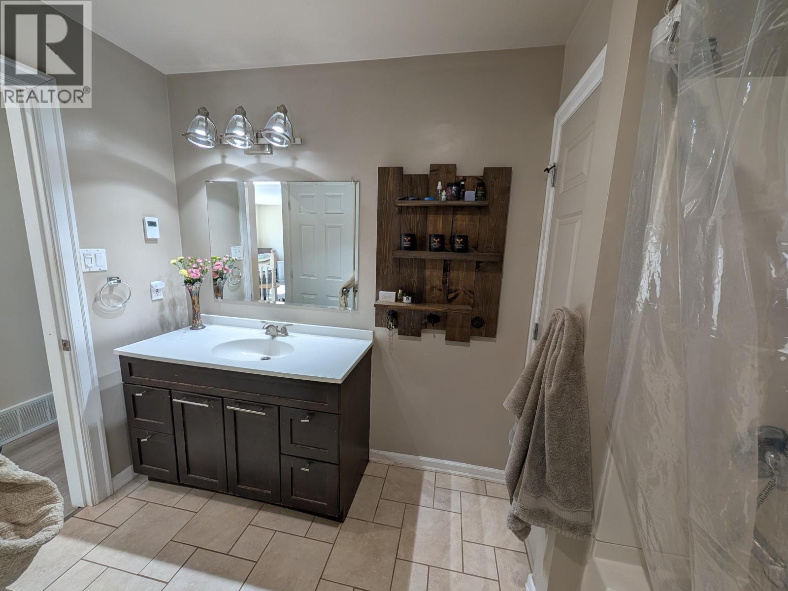 9054 Horlings Road, Smithers, British Columbia  V0J 2N2 - Photo 13 - R3105072