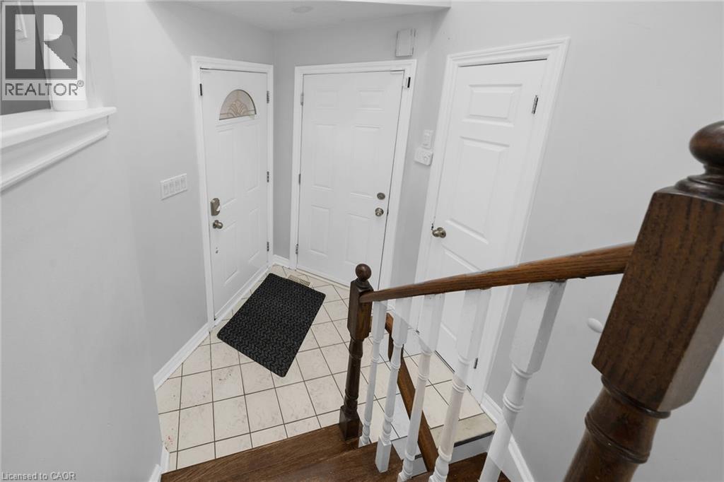 114 Royal Orchard Drive, Brampton, Ontario  L6X 4L4 - Photo 4 - 40821484