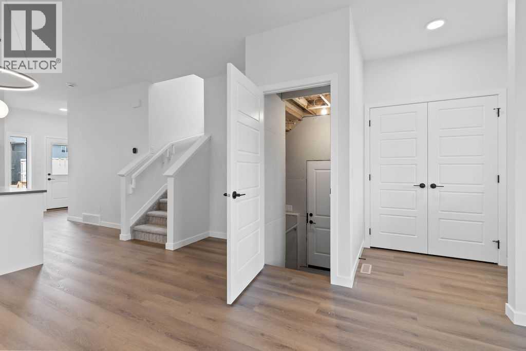 990 Chinook Winds Meadow SW, Airdrie, Alberta  T4B 5R1 - Photo 20 - A2239358