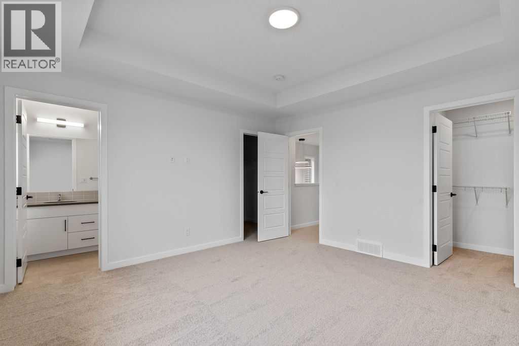 990 Chinook Winds Meadow SW, Airdrie, Alberta  T4B 5R1 - Photo 25 - A2239358