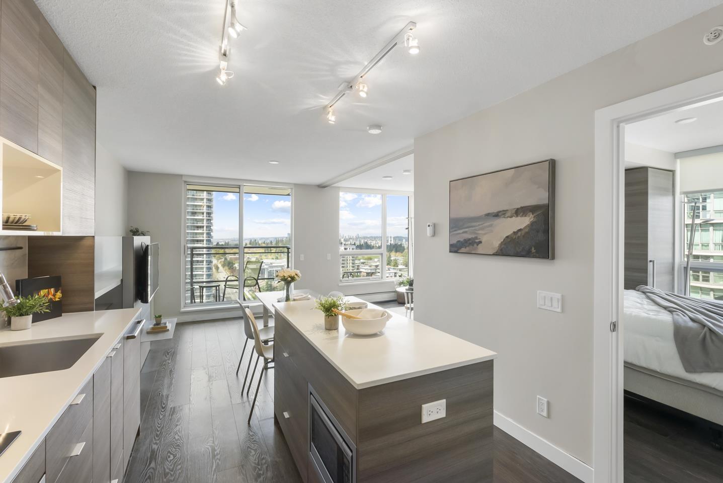 2305 13398 104 Avenue, Surrey, British Columbia  V3T 1V6 - Photo 2 - R3114038