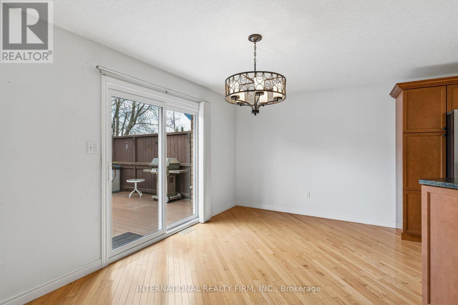 18 Sea Breeze Drive, Norfolk, Ontario  N0A 1N7 - Photo 14 - X13027848