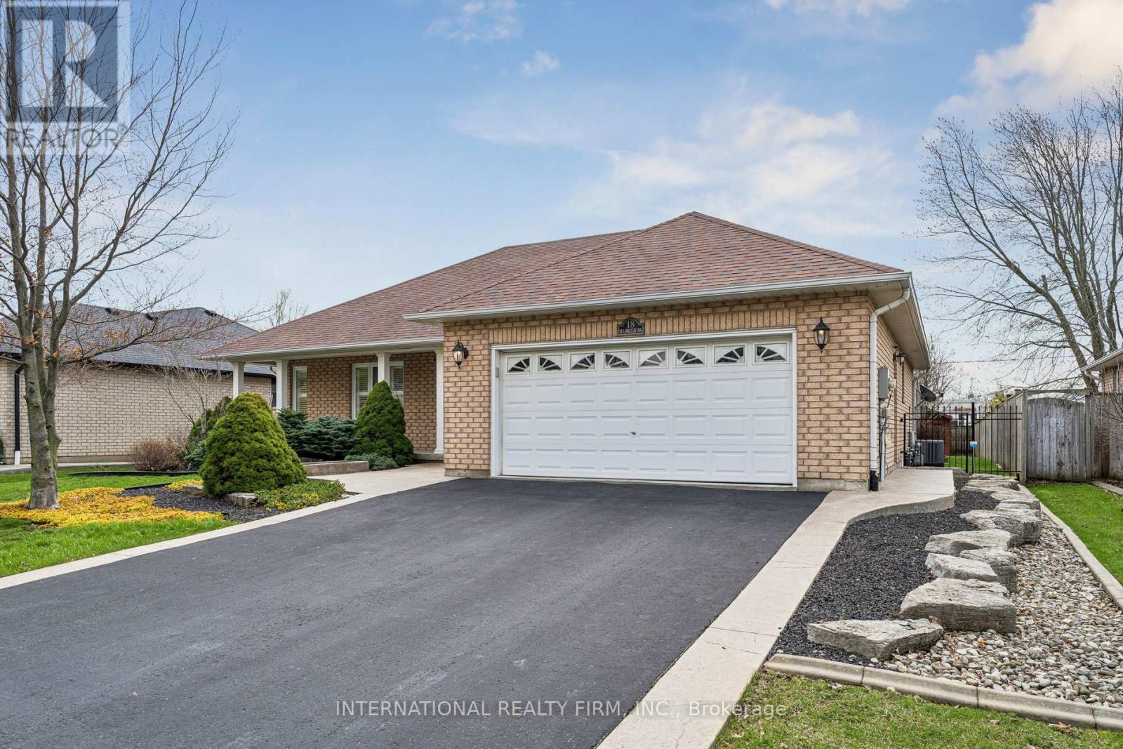 18 Sea Breeze Drive, Norfolk, Ontario  N0A 1N7 - Photo 2 - X13027848