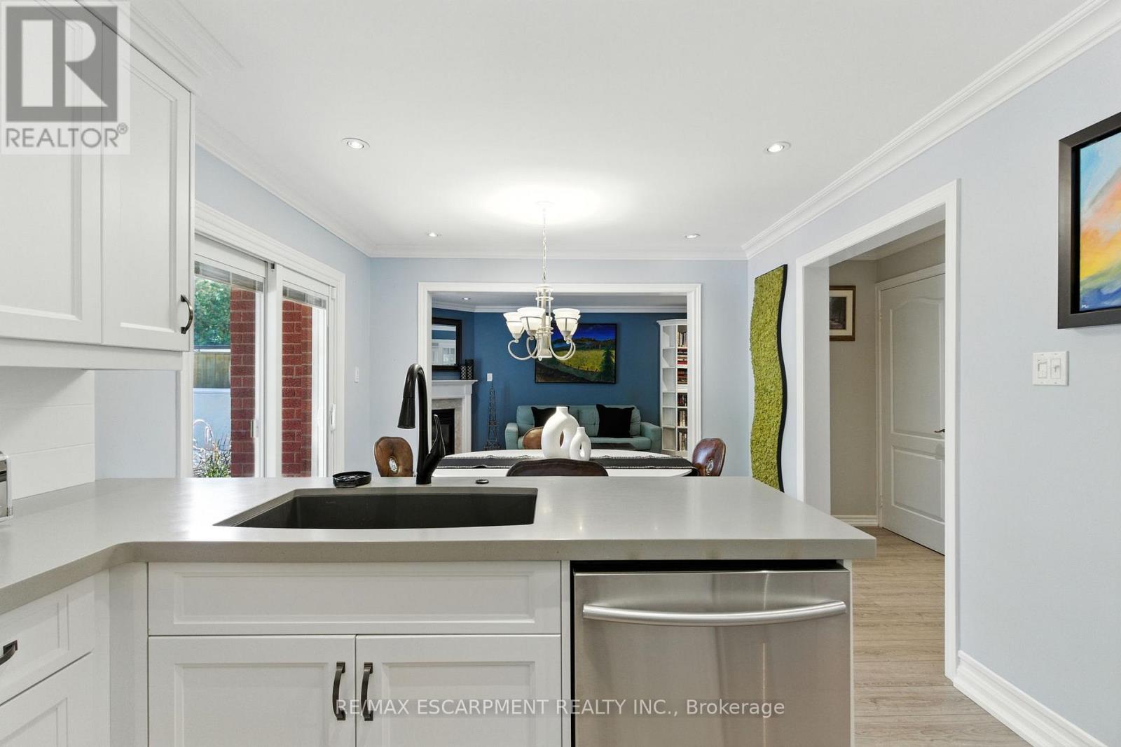 106 Ryans Way, Hamilton, Ontario  L8B 0P3 - Photo 13 - X13027856