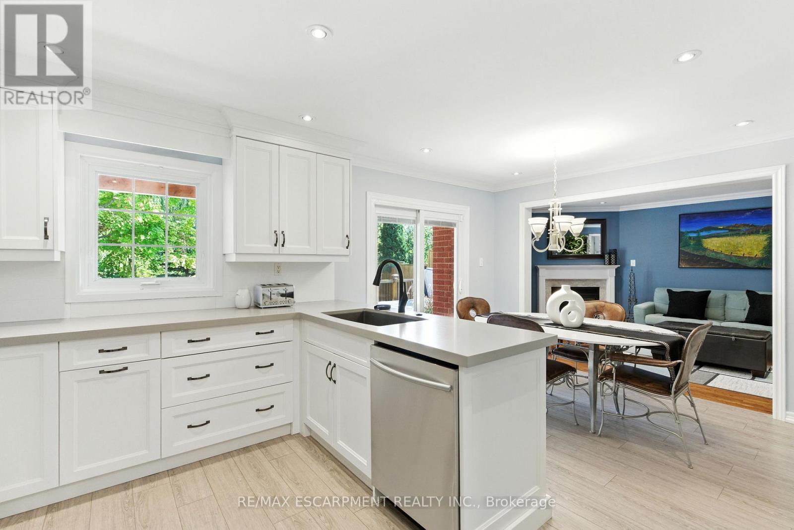 106 Ryans Way, Hamilton, Ontario  L8B 0P3 - Photo 14 - X13027856