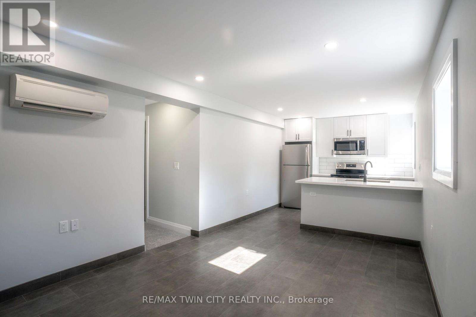 2 - 130 ELGIN STREET, Brantford, Ontario