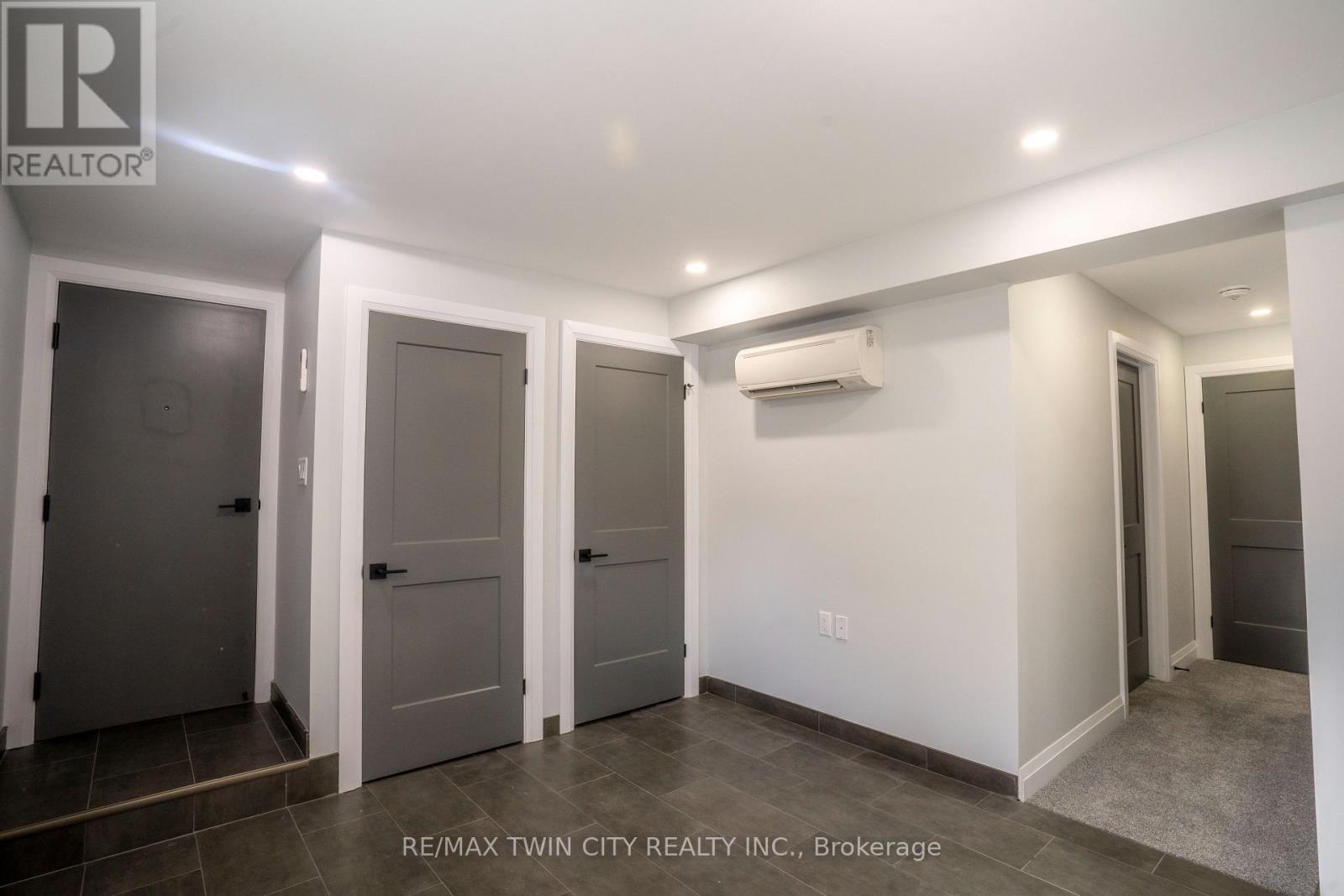 2 - 130 Elgin Street, Brantford, Ontario  N3S 5A5 - Photo 4 - X13027902