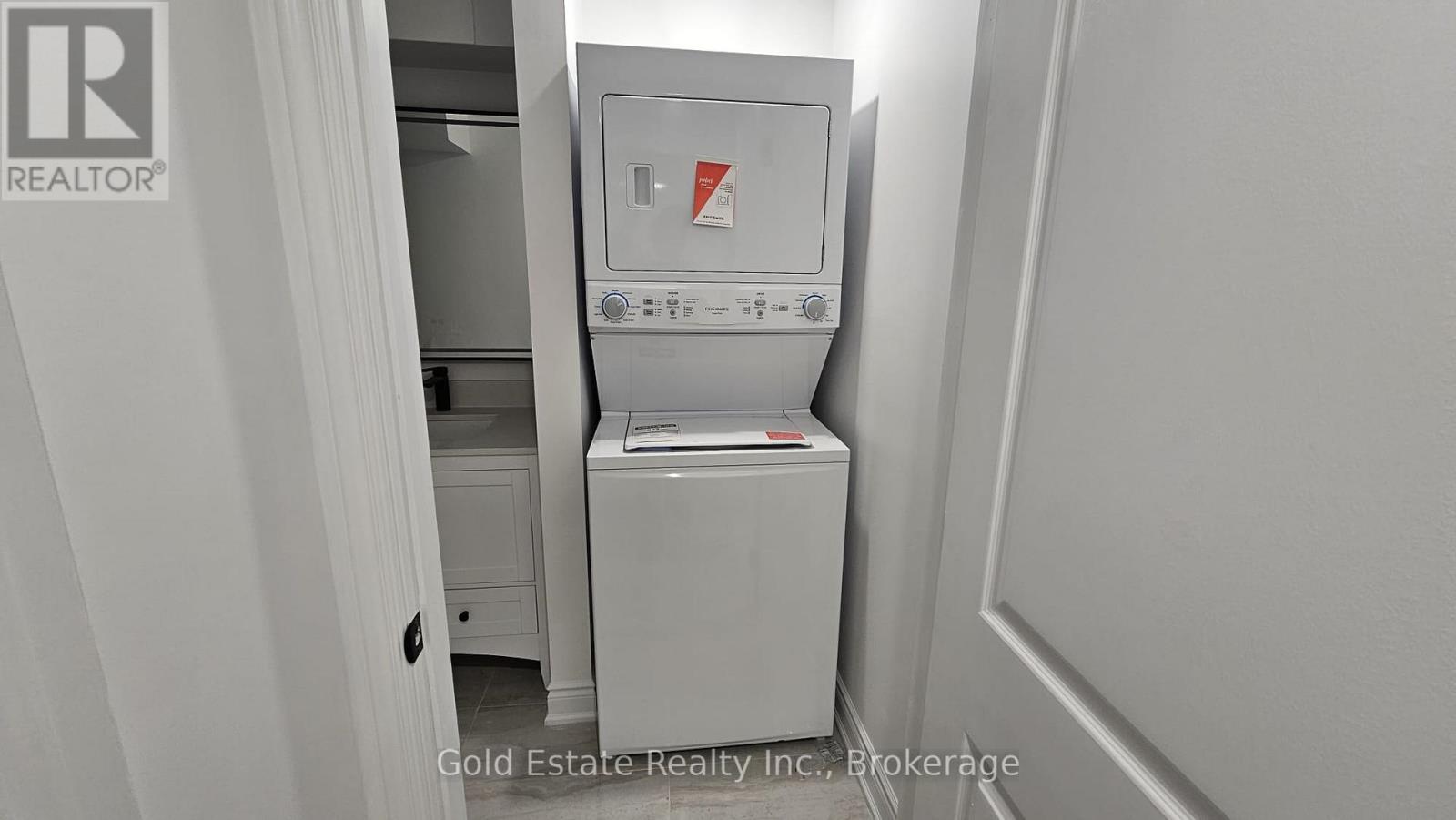 Lower 212 Spring Creek Drive, Hamilton, Ontario  L0R 2H8 - Photo 10 - X13027904