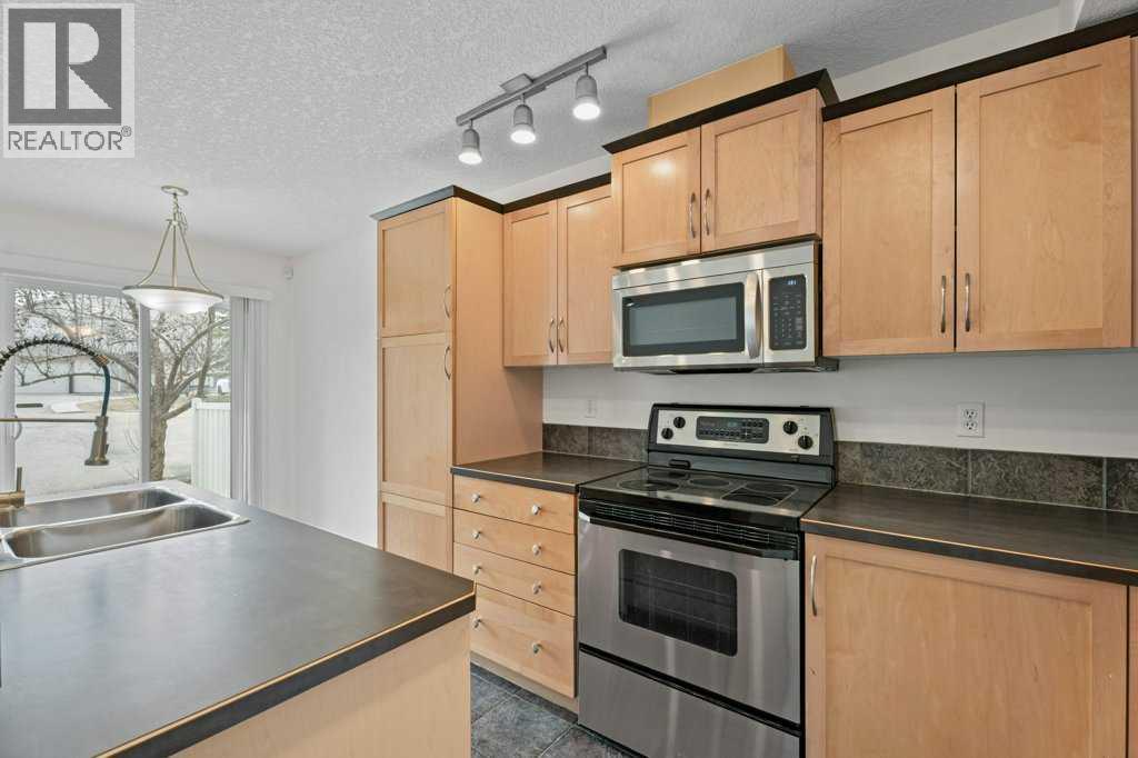 2317 Eversyde Avenue SW, Calgary, Alberta  T2Y 4S4 - Photo 12 - A2300304