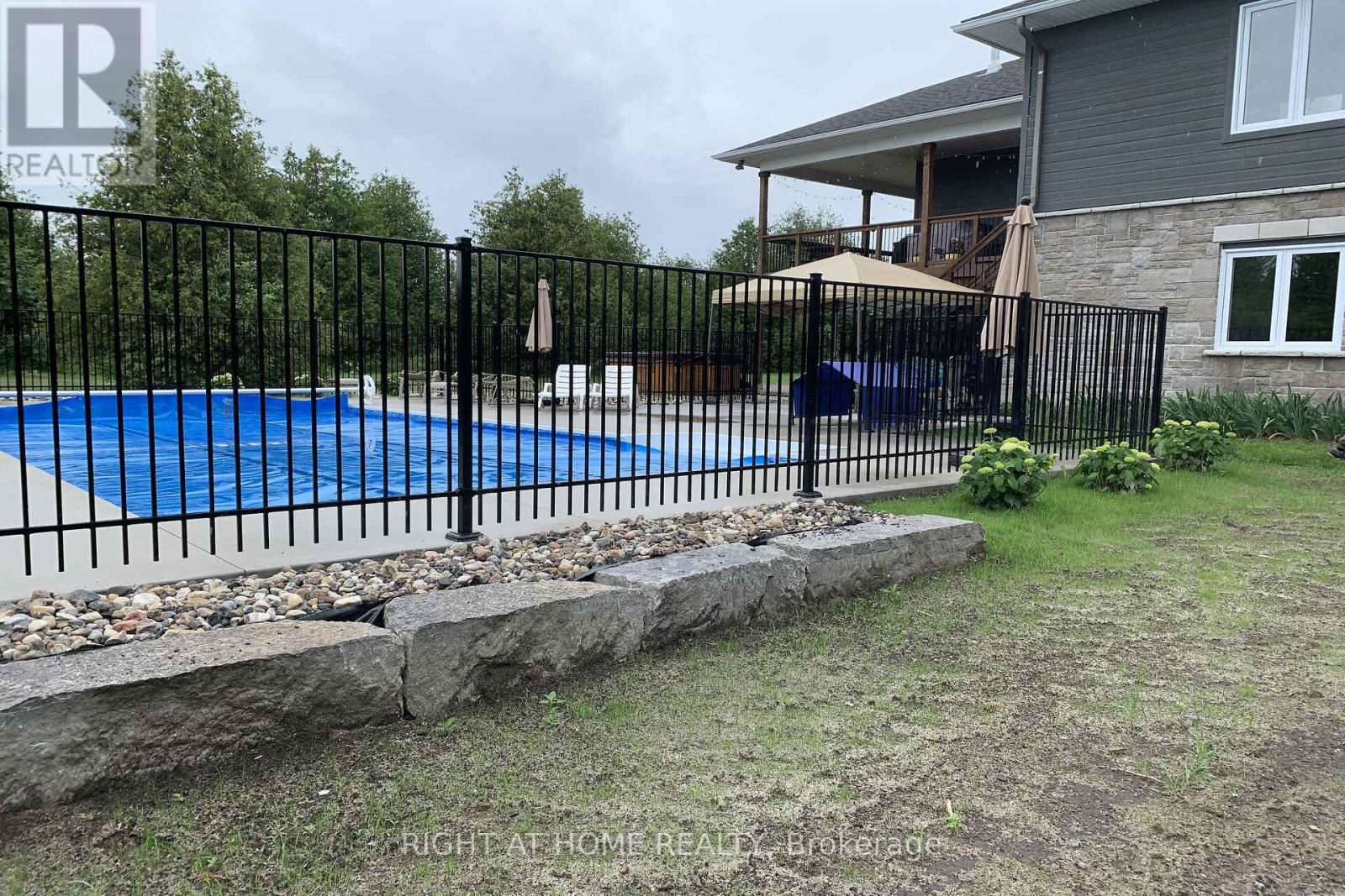 1641 Bearhill Road, Ottawa, Ontario  K0A 1L0 - Photo 41 - X12899156