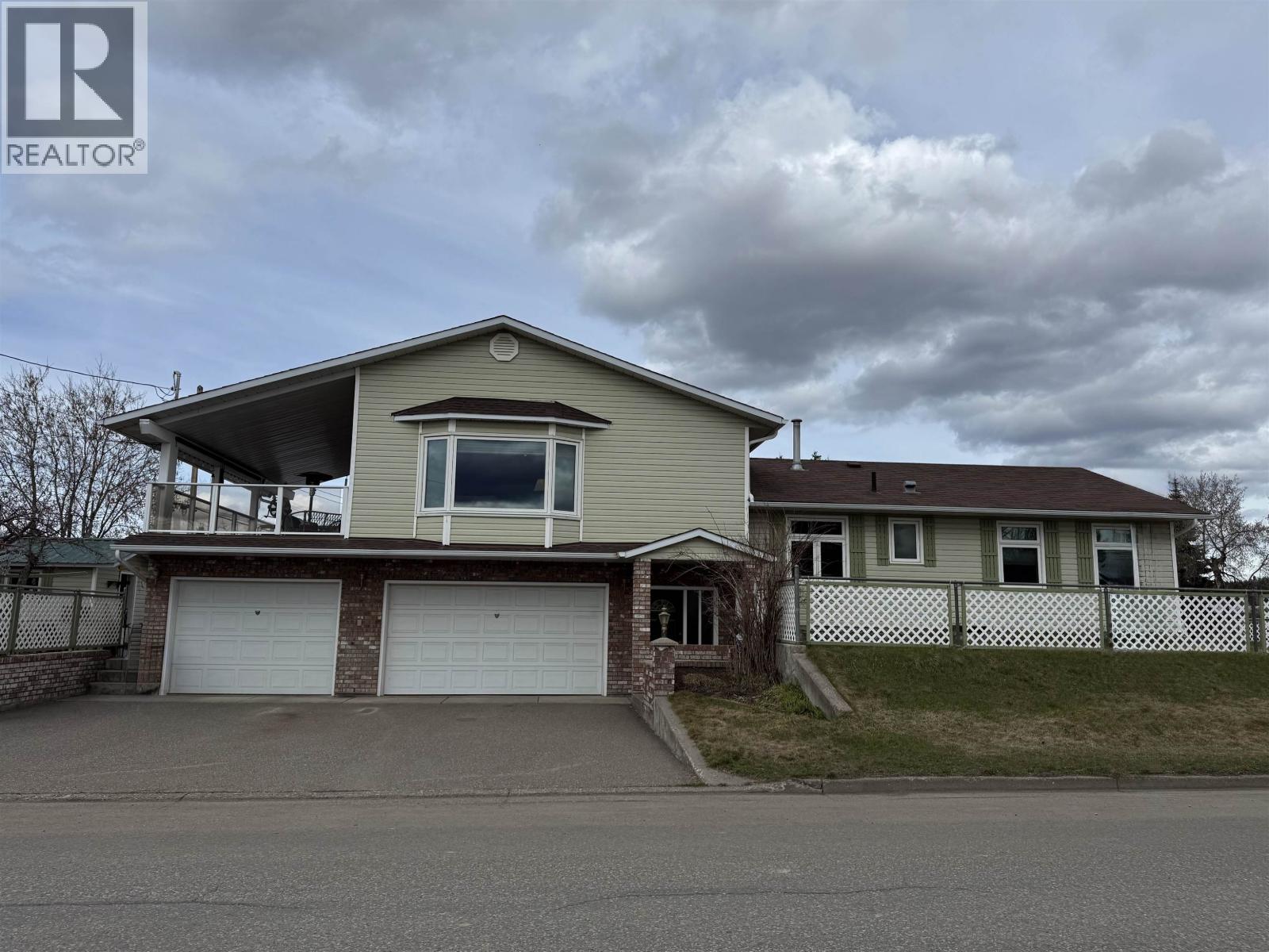 785 Irwin Street, Prince George, British Columbia  V2M 2X6 - Photo 1 - R3114251