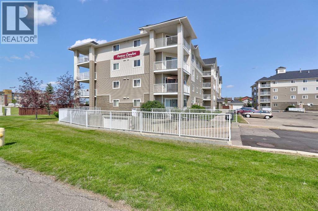 205, 11240 104 Avenue, Grande Prairie, Alberta  T8V 0P3 - Photo 2 - A2299554