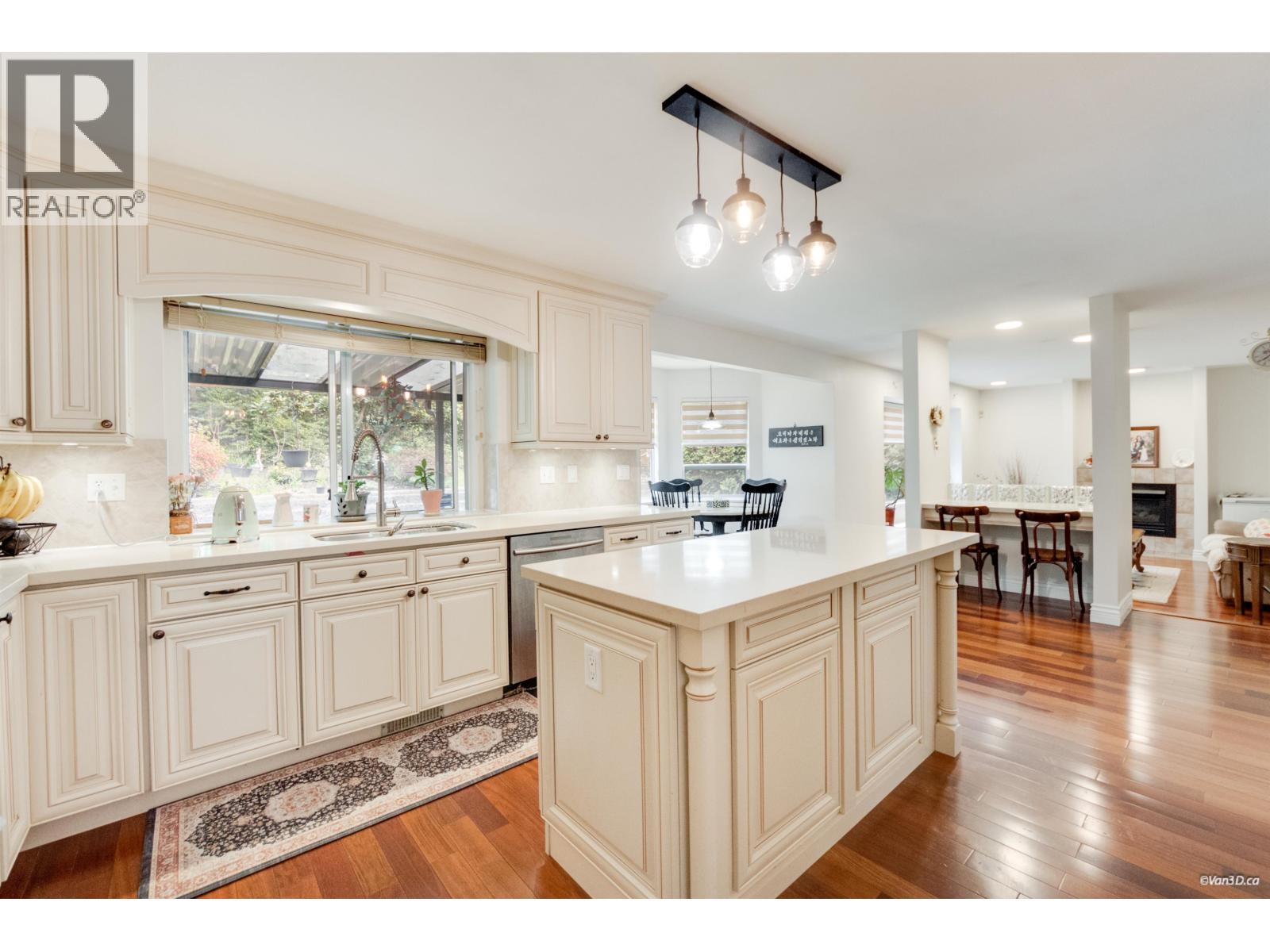 128 Parkside Drive, Port Moody, British Columbia  V3H 4X5 - Photo 9 - R3113307