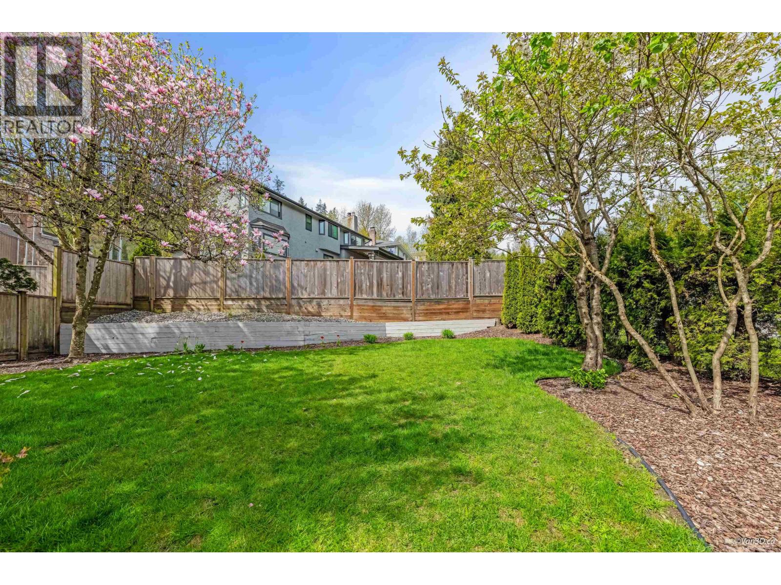 532 Riverview Crescent, Coquitlam, British Columbia  V3C 5A7 - Photo 34 - R3114288