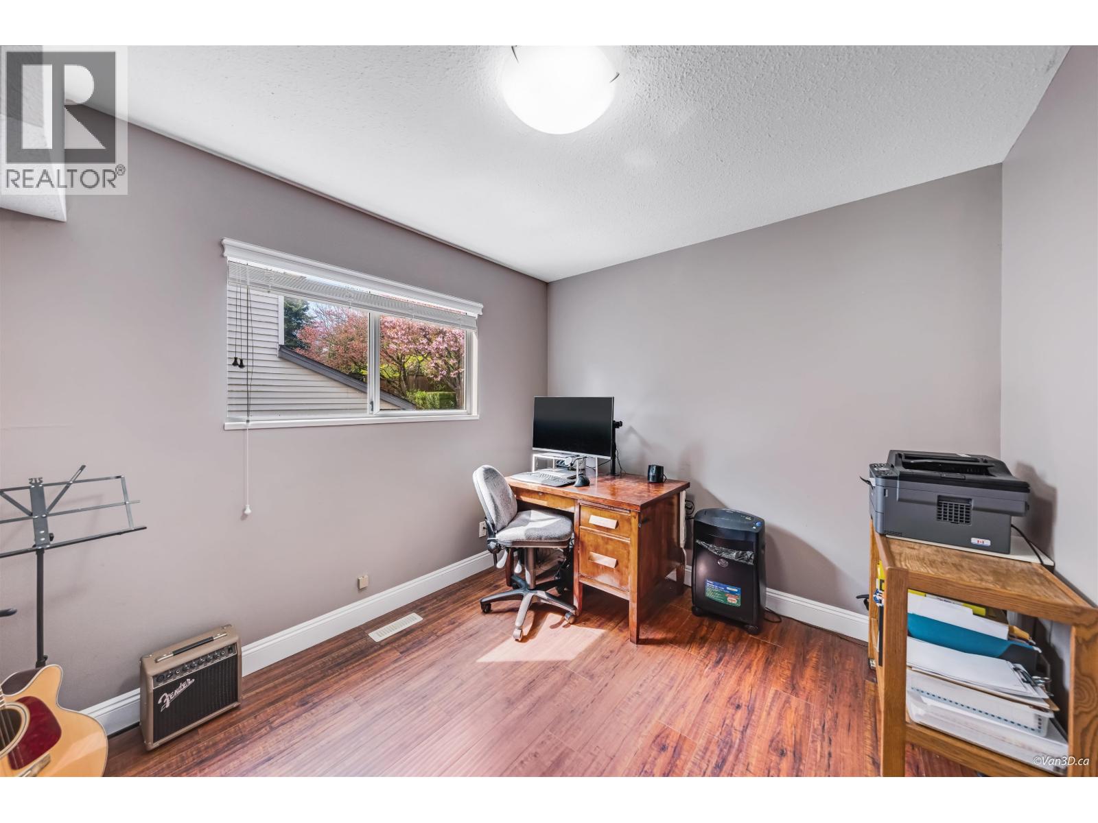 532 Riverview Crescent, Coquitlam, British Columbia  V3C 5A7 - Photo 9 - R3114288