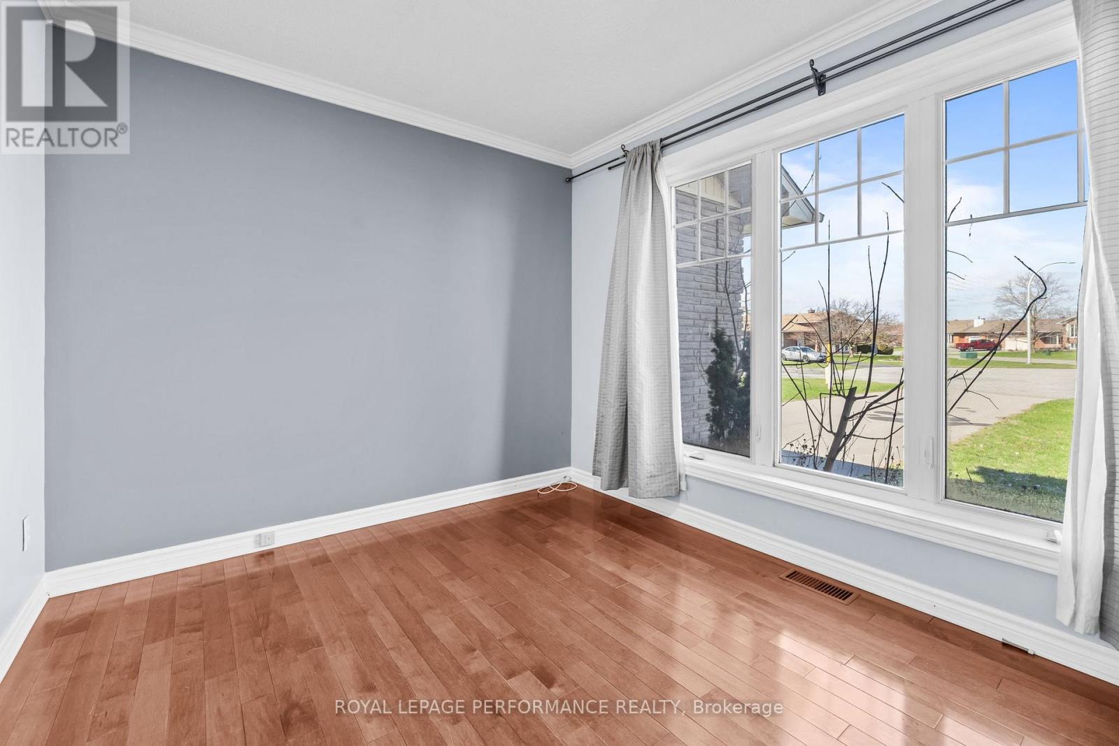 54 Lapointe Boulevard, Russell, Ontario  K0A 1W0 - Photo 7 - X13027928