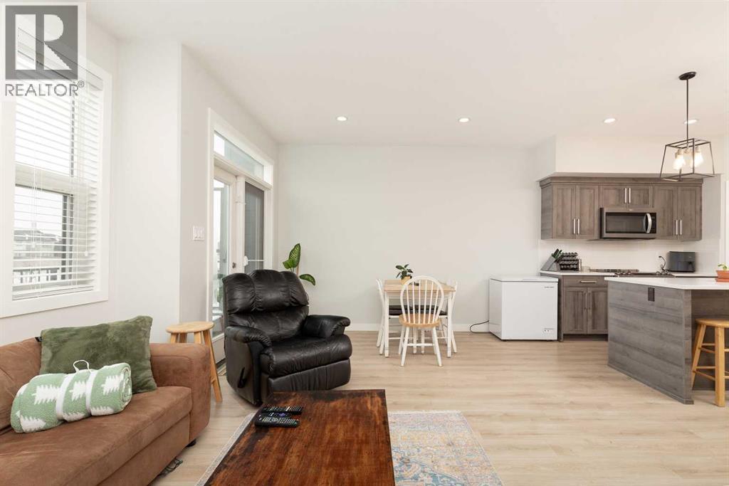 3, 67 Aquitania Circle W, Lethbridge, Alberta  T1J 5M5 - Photo 8 - A2303655