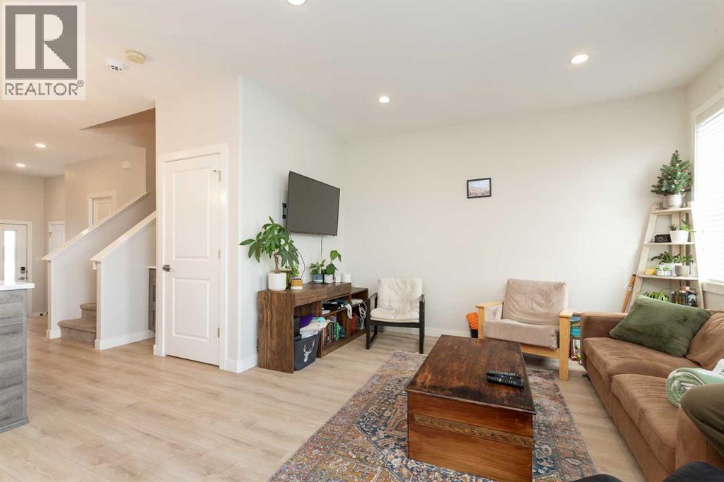 3, 67 Aquitania Circle W, Lethbridge, Alberta  T1J 5M5 - Photo 9 - A2303655