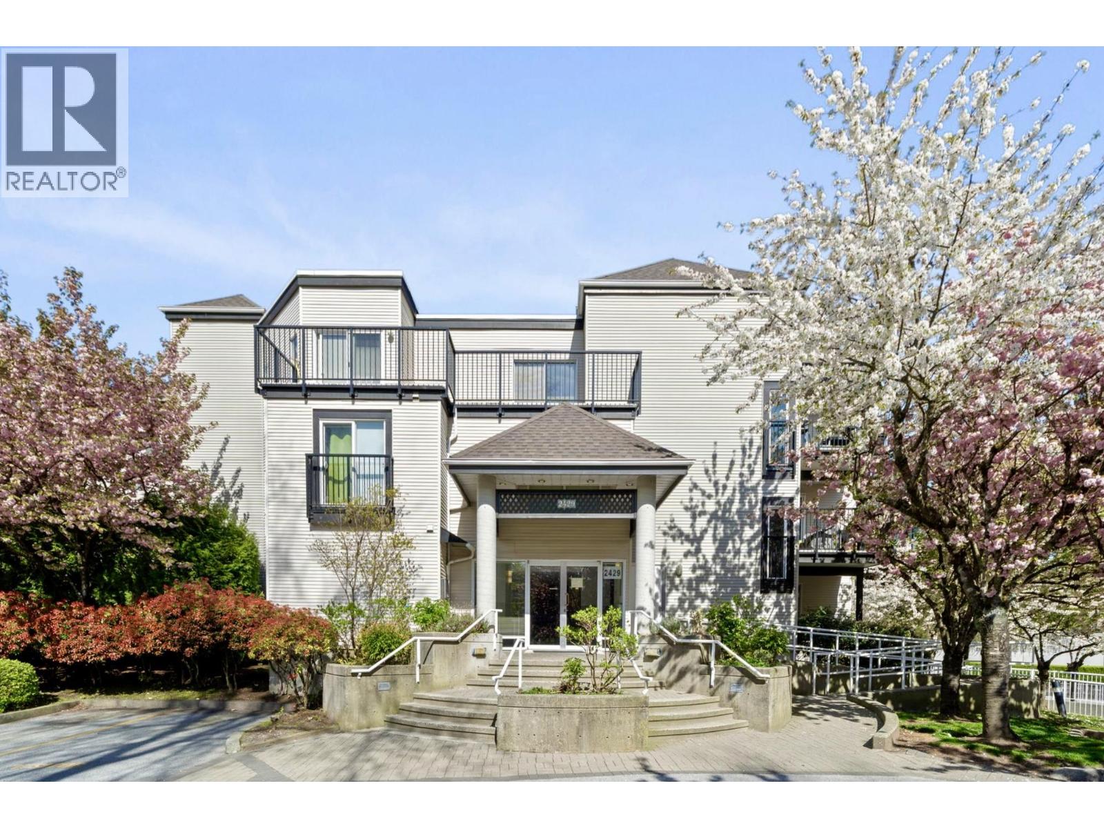 303 2429 HAWTHORNE AVENUE, Port Coquitlam, British Columbia