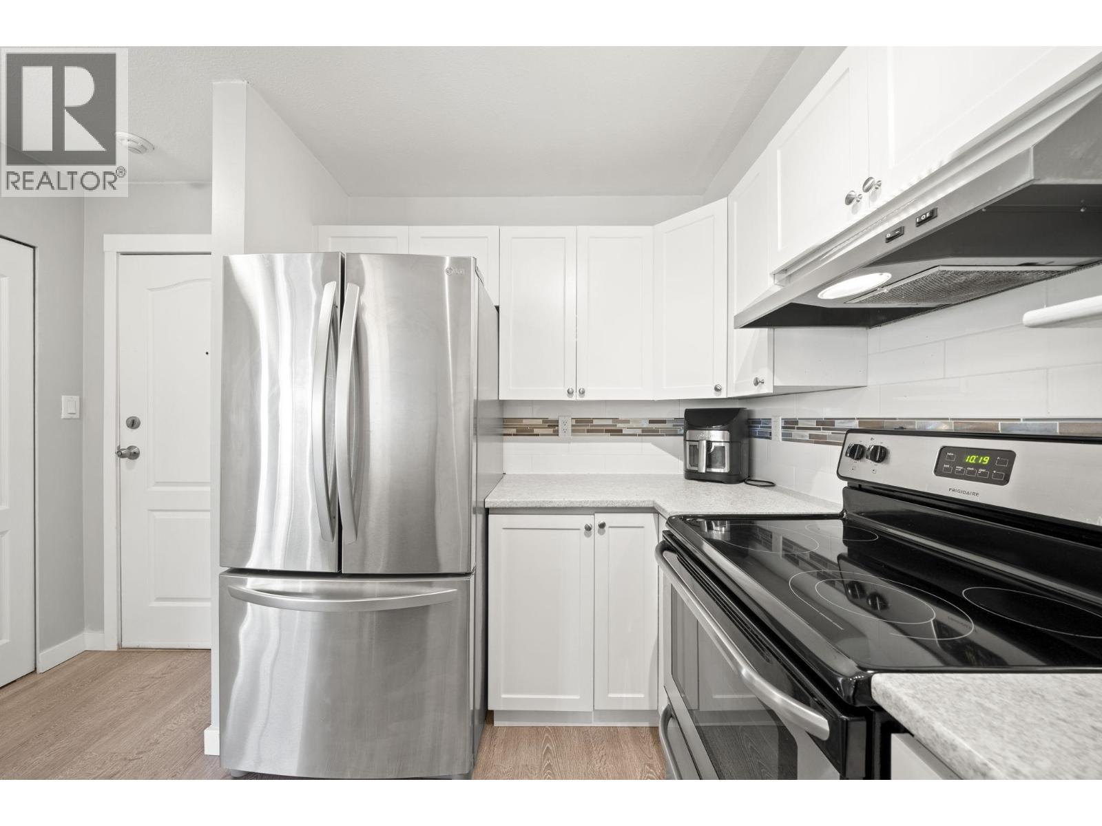 303 2429 Hawthorne Avenue, Port Coquitlam, British Columbia  V3C 6G6 - Photo 12 - R3114386