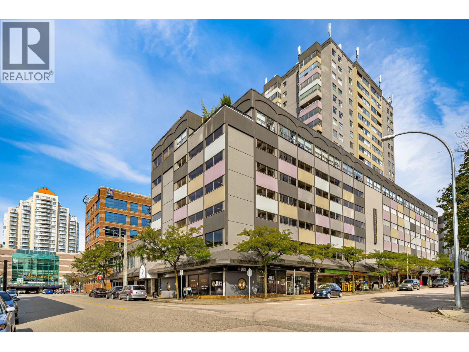 1502 615 Belmont Street, New Westminster, British Columbia  V3M 6A1 - Photo 2 - R3114402