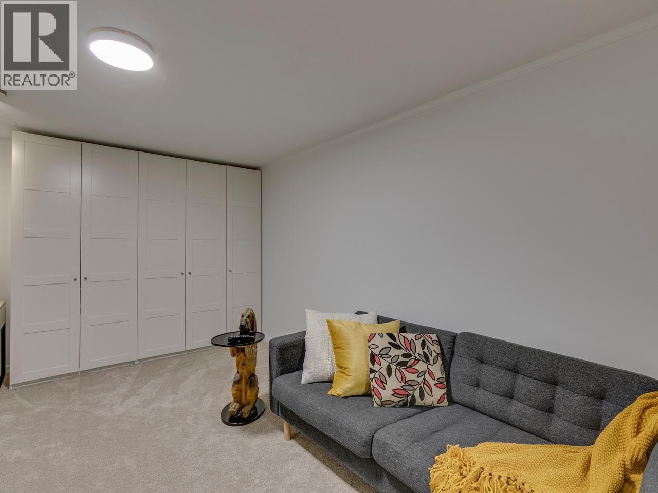 160 W 12th Street, North Vancouver, British Columbia  V7M 1N3 - Photo 26 - R3114408