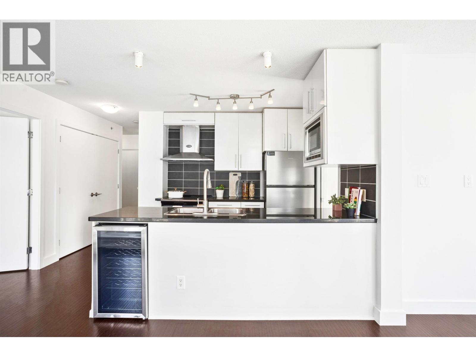 689 Abbott Street, Vancouver, British Columbia  V6B 0J2 - Photo 10 - R3114418