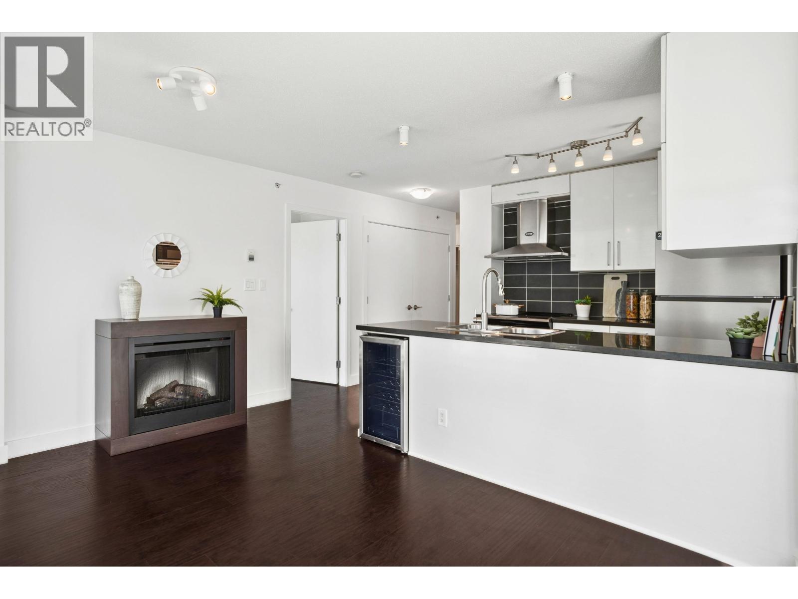 689 Abbott Street, Vancouver, British Columbia  V6B 0J2 - Photo 6 - R3114418