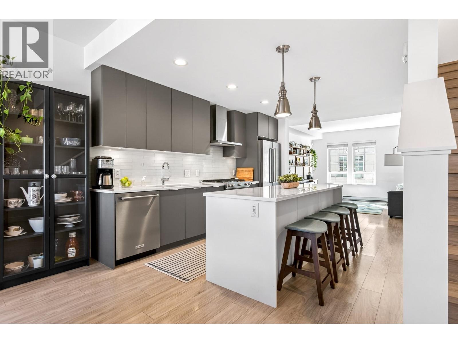 2137 Spring Street, Port Moody, British Columbia  V3H 0J5 - Photo 8 - R3114422