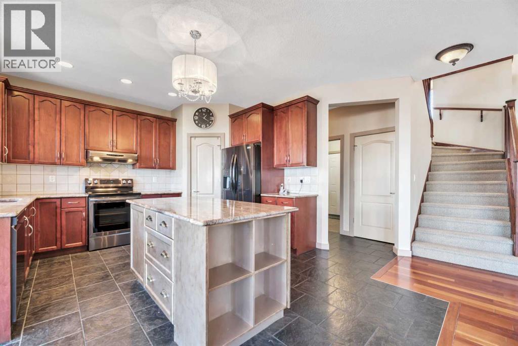 63 Discovery Ridge Circle SW, Calgary, Alberta  T3H 5T8 - Photo 14 - A2284828