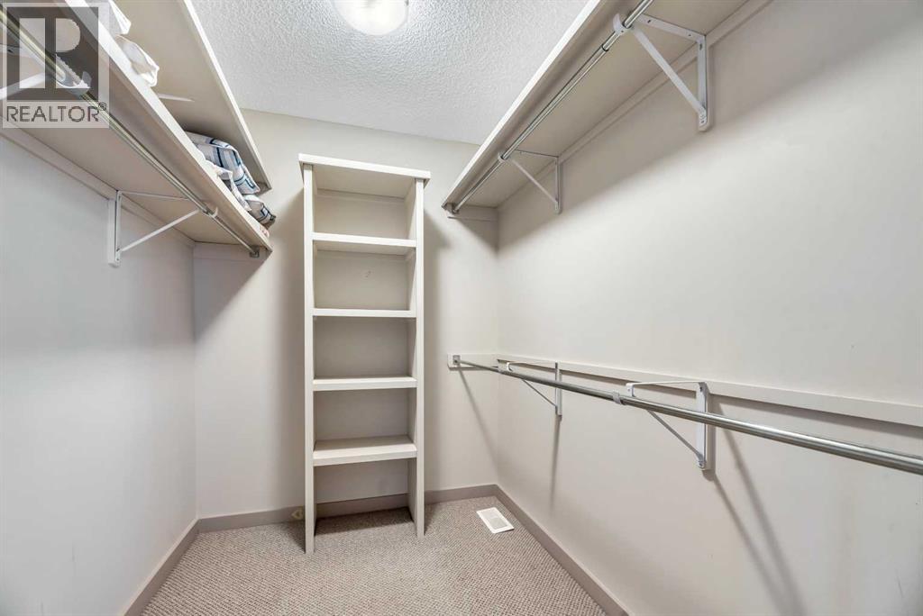 63 Discovery Ridge Circle SW, Calgary, Alberta  T3H 5T8 - Photo 29 - A2284828