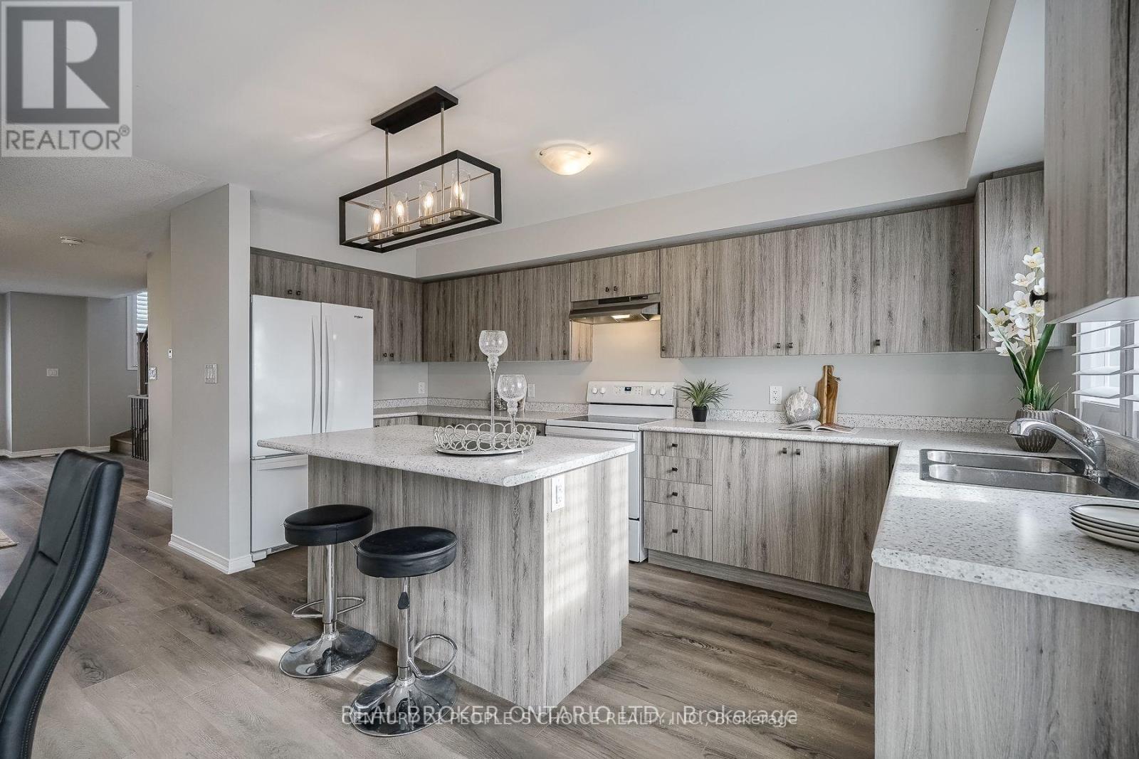 18 Jerome Way, Clarington, Ontario  L1C 3K2 - Photo 14 - E13027922