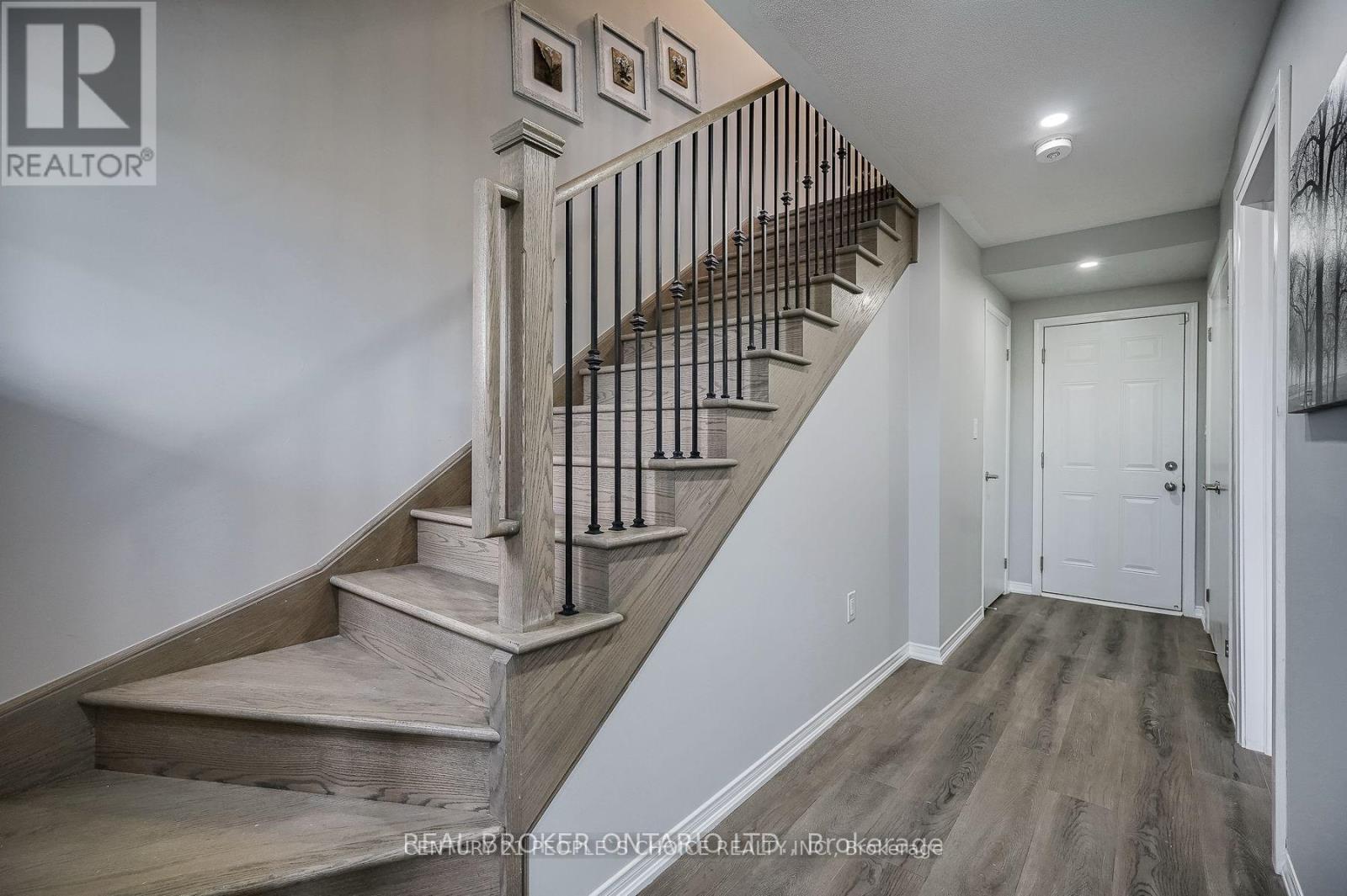 18 Jerome Way, Clarington, Ontario  L1C 3K2 - Photo 6 - E13027922