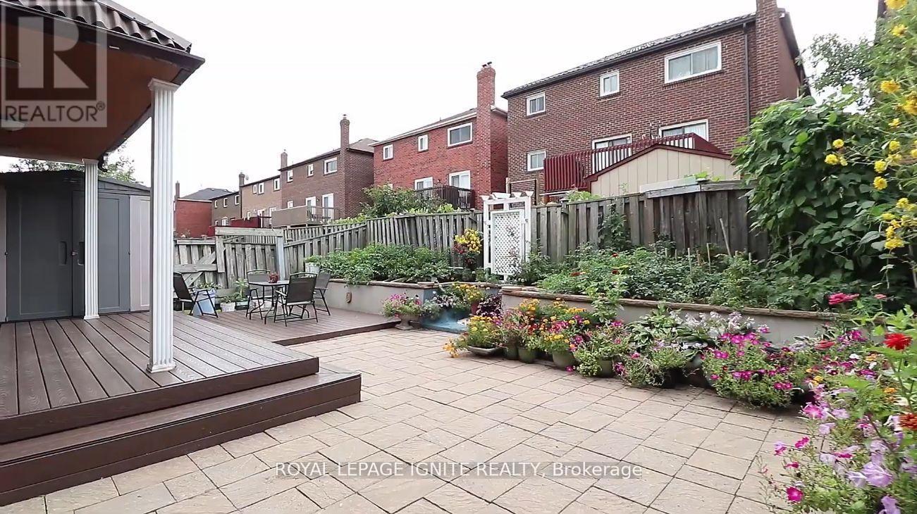 11 Carisbrooke Square, Toronto (Malvern), Ontario  M1B 4M2 - Photo 31 - E13027944