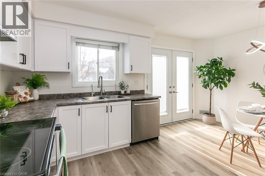 242 Westmeadow Drive Unit# B, Kitchener, Ontario  N2N 0A1 - Photo 17 - 40807912