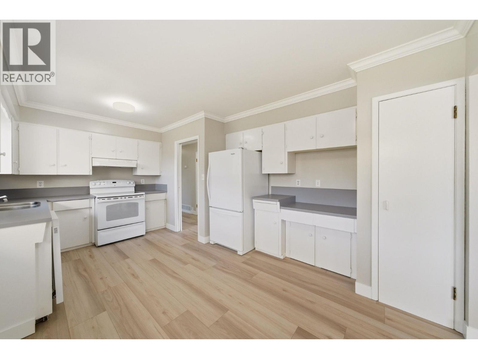 3561 York Street, Port Coquitlam, British Columbia  V3B 4A8 - Photo 16 - R3114377