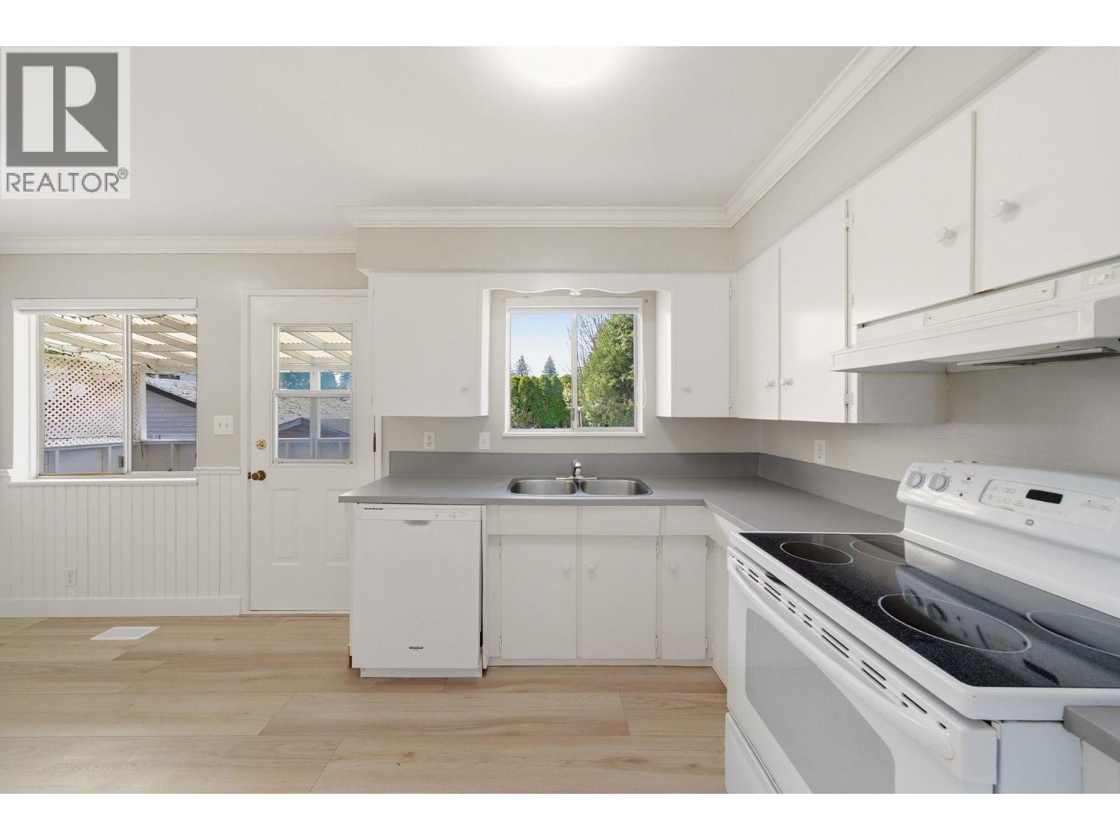 3561 York Street, Port Coquitlam, British Columbia  V3B 4A8 - Photo 20 - R3114377