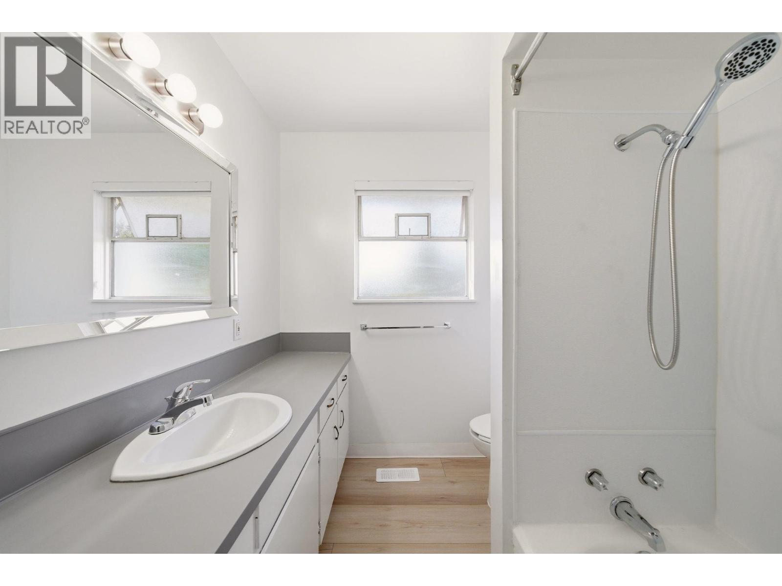 3561 York Street, Port Coquitlam, British Columbia  V3B 4A8 - Photo 27 - R3114377