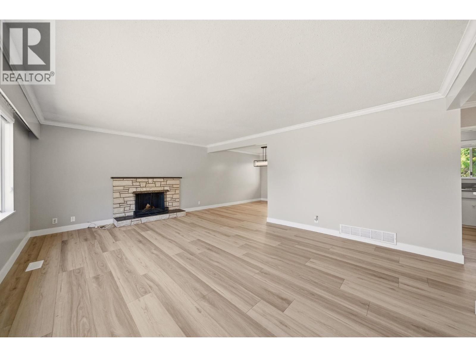 3561 York Street, Port Coquitlam, British Columbia  V3B 4A8 - Photo 7 - R3114377