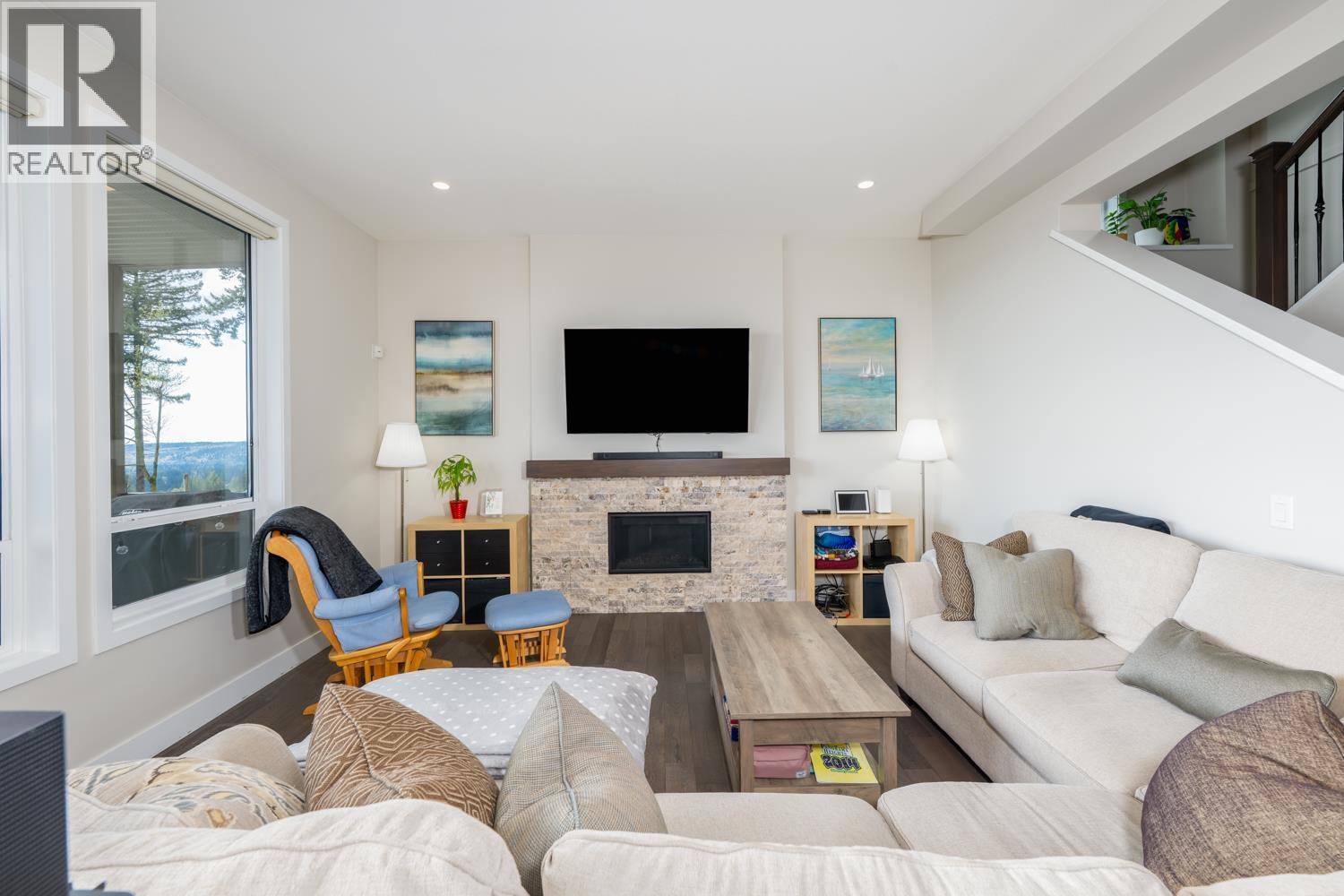 3534 Trestle Court, Coquitlam, British Columbia  V3E 0L5 - Photo 10 - R3114397