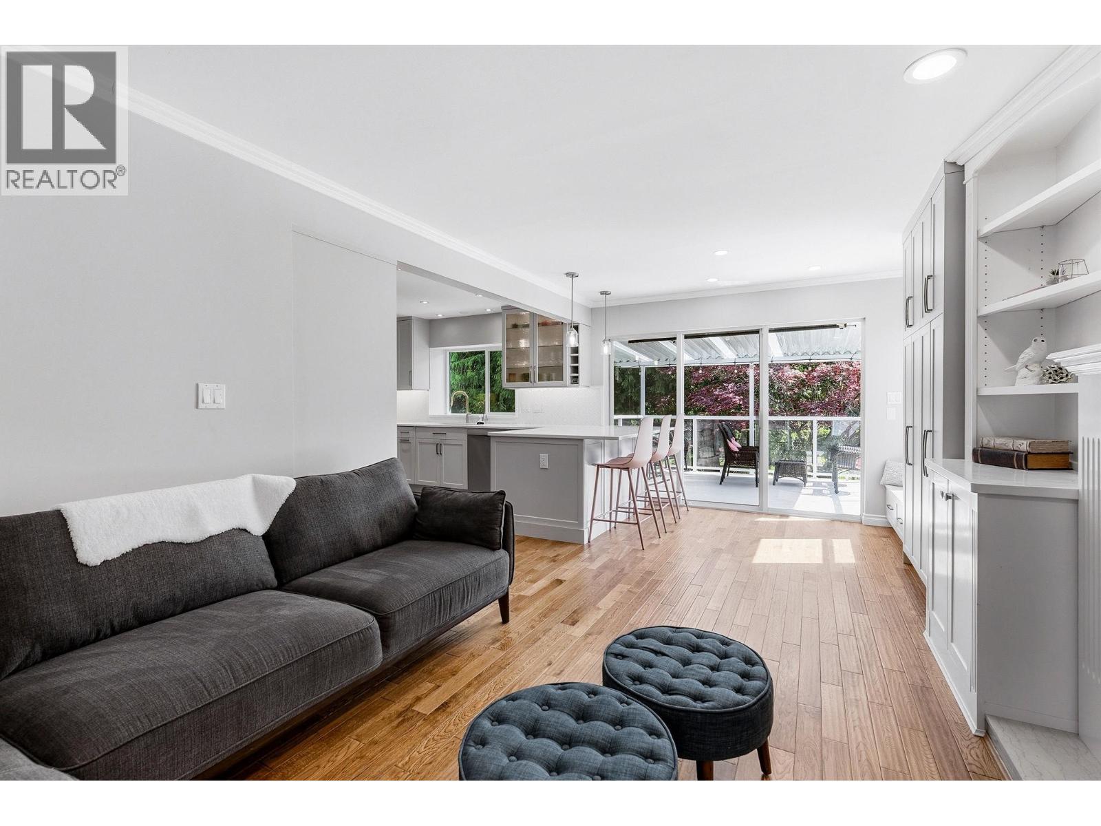 1381 Oxford Street, Coquitlam, British Columbia  V3E 3G5 - Photo 10 - R3114406